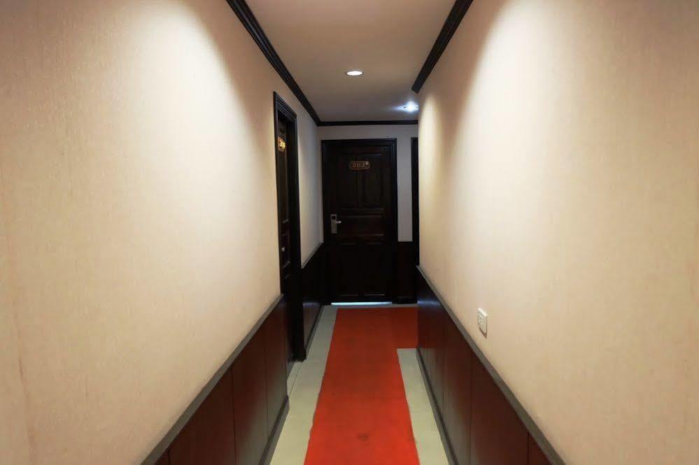 Everest Boutique Hotel Banguecoque Exterior foto